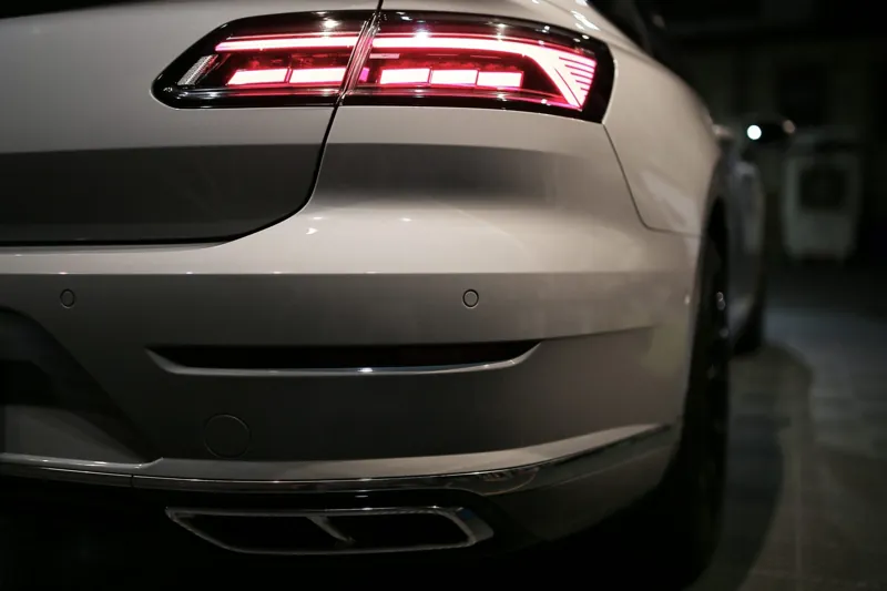 Volkswagen Arteon 全車透明犀牛皮：車尾保桿