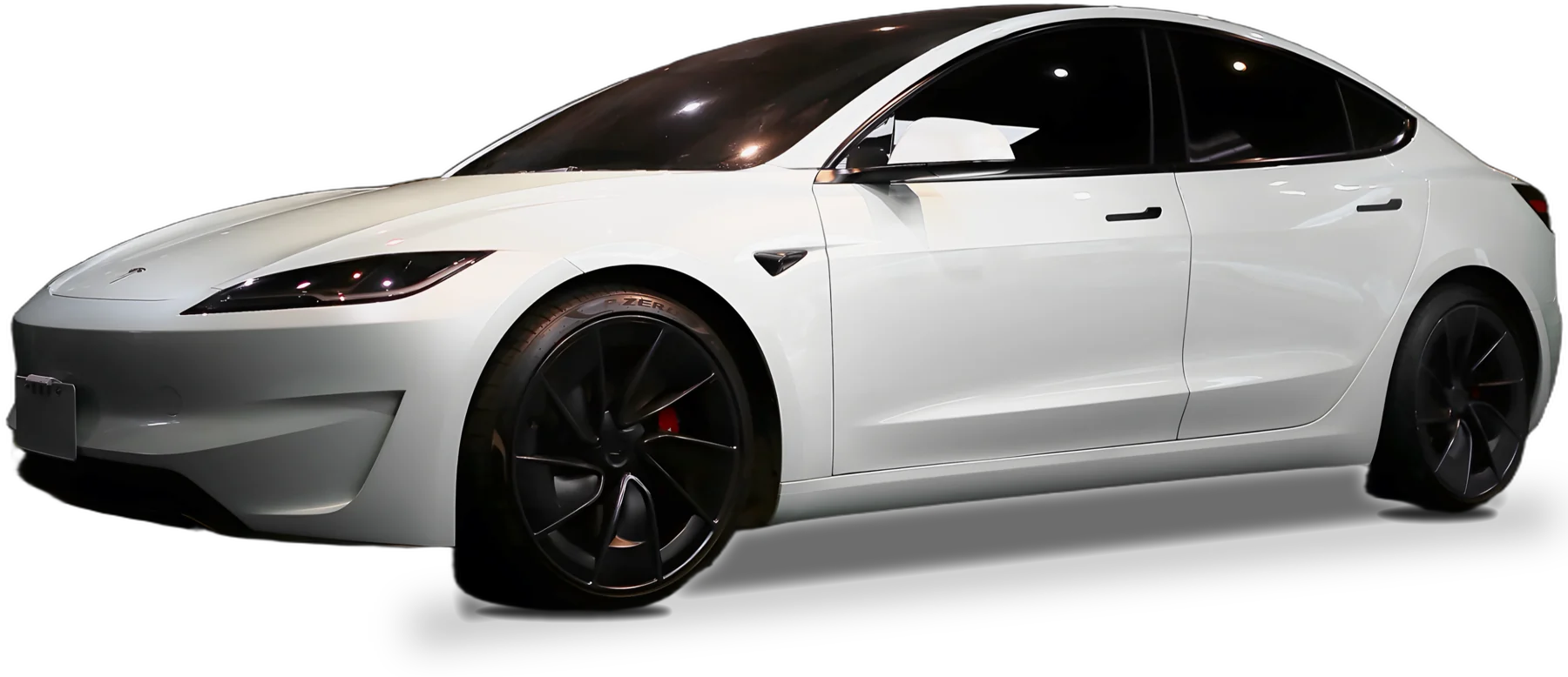 御守車匠施工完成的 Tesla Model 3 前斜角，全車貼上 Teckwrap 亮面透明犀牛皮